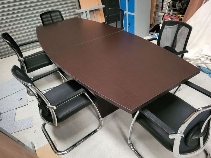 2.7m x 1.2m Boardroom Table & Chairs.
