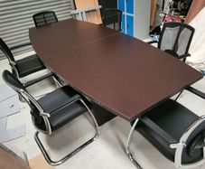 2.7m x 1.2m Boardroom Table & Chairs.