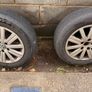 VW Golf original alloys and tyres Image 3