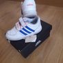 Adidas boys trainers 7.5 eu25 Image 2
