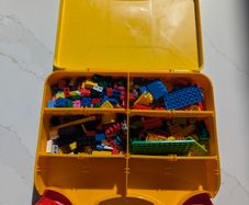 Lego carry case with lego