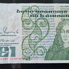 Ireland 1989 Medb 1 pound banknote