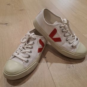 Veja wata trainers