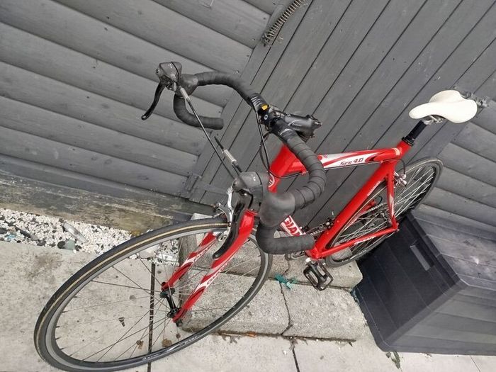 giant scr 4.0 roadbike - must see