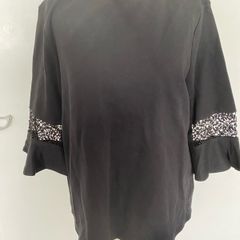 New Top with stretch , size M