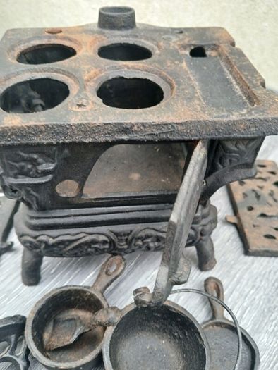 Vintage Miniature Cast Iron Stove