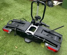 Thule EasyFold XT 2-Bike Rack