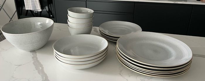 Dinnerware Set Butlers Collection