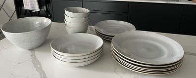 Dinnerware Set Butlers Collection