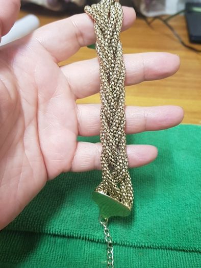 Elegant bracelet