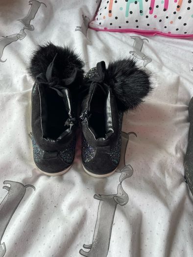 Girls glitter boots -as new