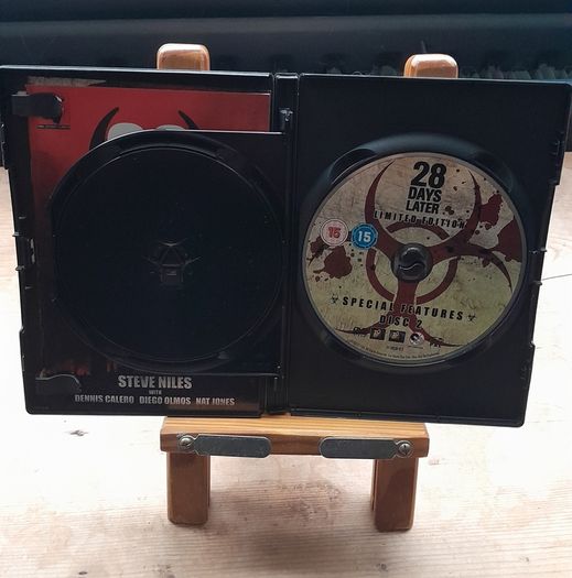 28 Days Later - Limited Edition DVD - Includes Comic Book