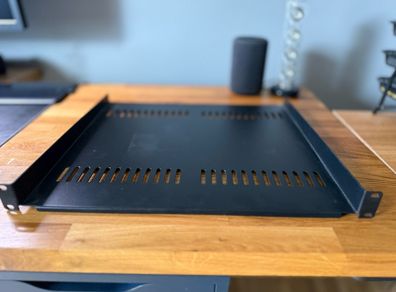 StarTech.com 1U Server Rack Shelf 16"