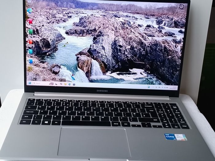 Samsung Galaxy Book Laptop