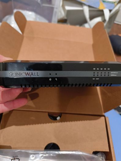 SonicWall APL31-0B9 Firewall (brand new)