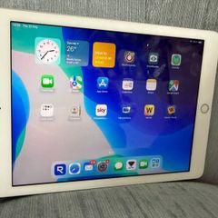 Apple iPad in Swords