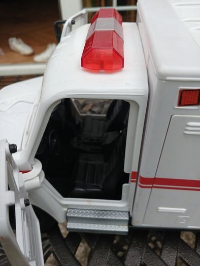 WWE Wrekkin' Slambulance Breakaway Vehicle WWF