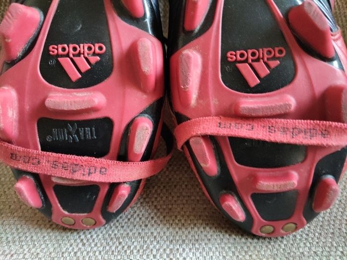 Nice Collectors Vintage Adidas Predator Red Football Boots
