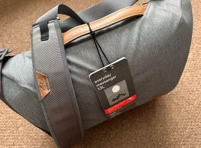 Peak Design 13L Everyday Messenger Bag v2 (Ash)