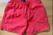 Lyle and Scott Shorts Large