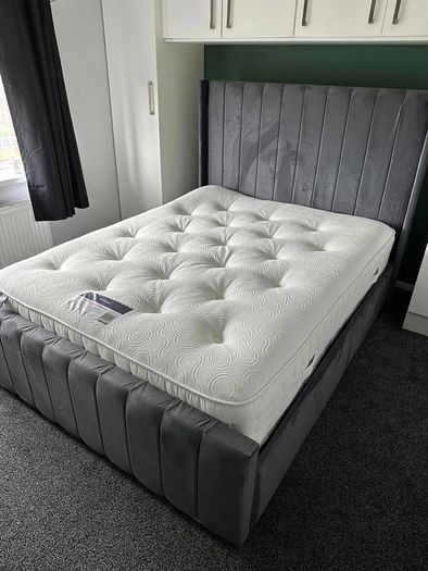 Luxury Cream Bed