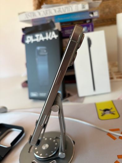 iPhone 16 Pro Max Unlocked + Pitaka