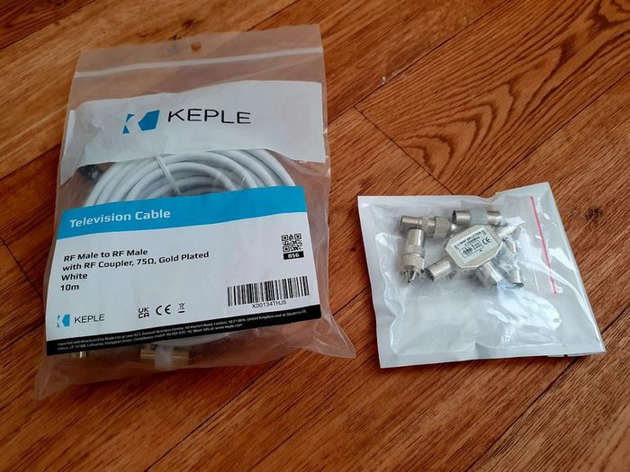 TV Aerial Cable & Splitter Bundle