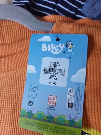 Bluey  Boys Top.  Age 6-7 years.   B.N.W.T.