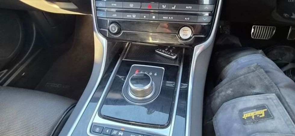 Jaguar XF 2018