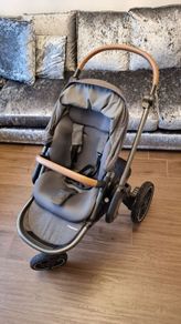 Maxi Cosi Nova3 Pushchair, Tinca car seat, Jade & isofix base