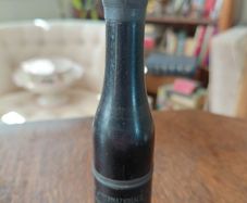 Antique Italian pipe in novelty champagne bottle 1911
