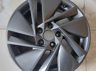 1 x Genuine Nissan Qashqai 17'' Alloy Wheel - Nationwide Delivery
