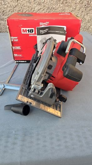 Milwaukee M18  FCS66 190mm circular saw body only