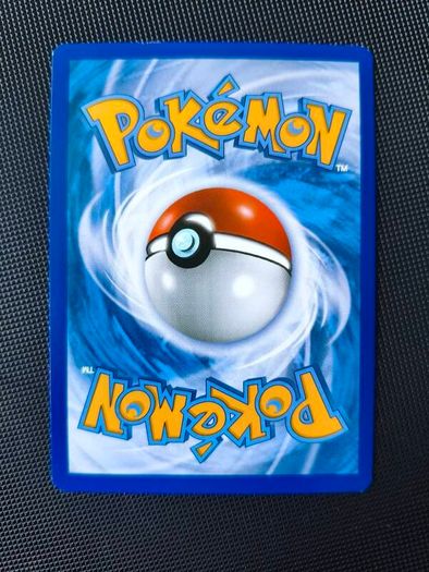 Pokemon Reshiram & Charizard GX