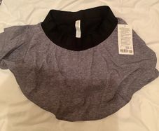 Lululemon tennis skirt / 10 UK / new