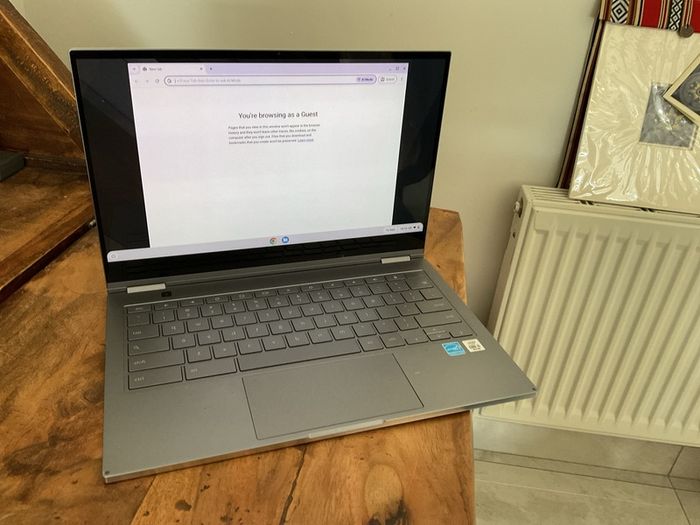 Samsung Galaxy Chromebook 13.3 inch Premium 4K AMOLED Touchscreen