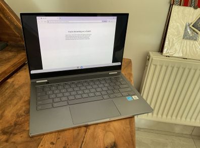 Samsung Galaxy Chromebook 13.3 inch Premium 4K AMOLED Touchscreen