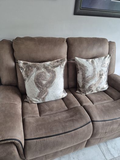 2 recliner sofa