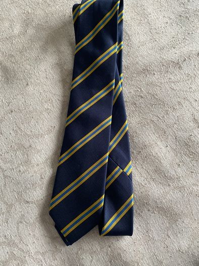 Tie St Fintas
