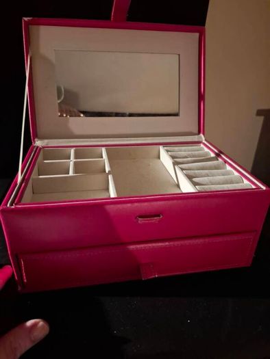 jewellery box