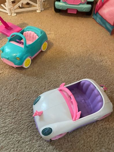 Barbie Dream House and Playsets