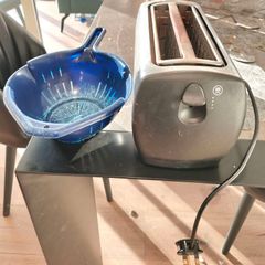 Free Toaster and strainer