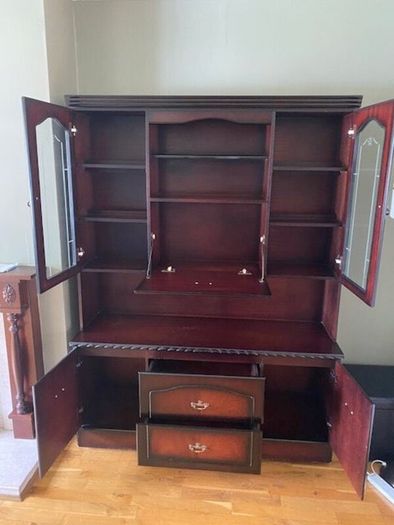 Furniture - Display Cabinet