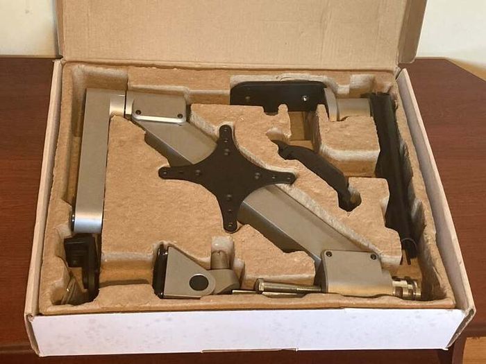 Vogel's PFD 8543 Adjustable Monitor Arm | Desk Mount | Boxed