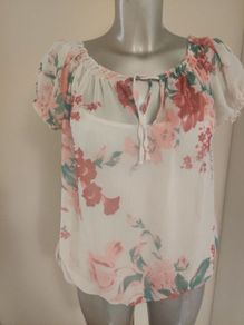 Italian floral blouse size UK12/14 EU40/42