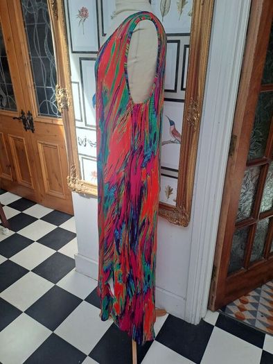 Maxi multicoloured summer dress with pockets