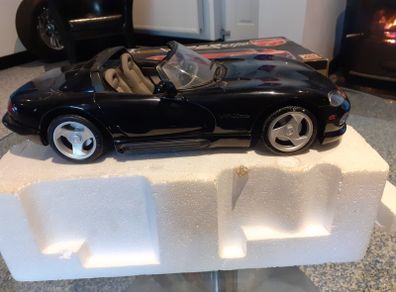 1/12 Dodge Viper  model car by Anson.