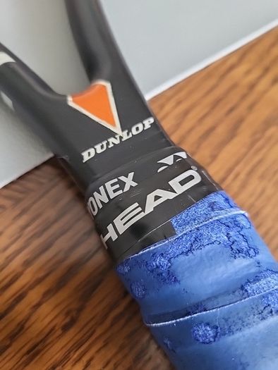 Tennis racket dunlop graphite