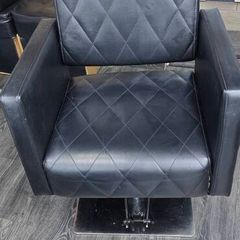 Hairdresser chair