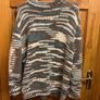 Cardigan fits size 20/22 Image 4